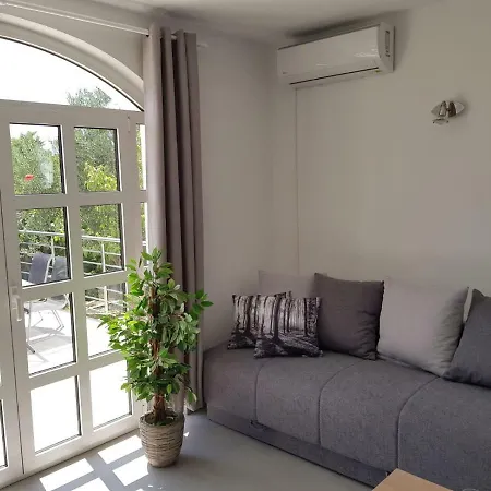 Apartment Maslina